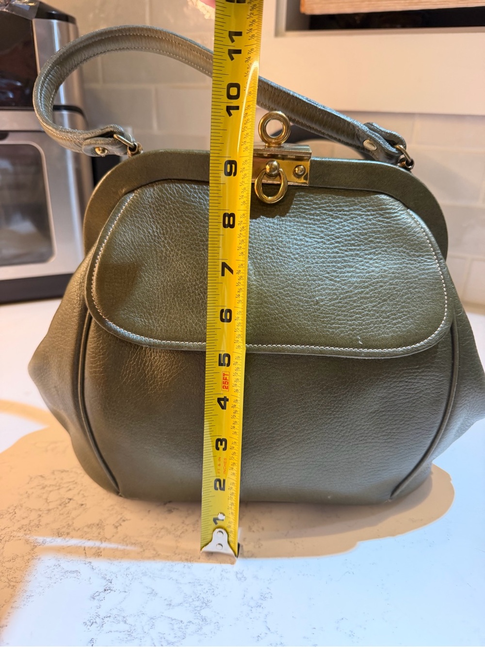 Vintage 1960s Olive Green Pebbled Leather Handbag | Gold Hardware - Picture 7 of 11